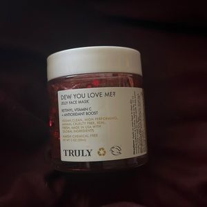 Truly Dew you love me? Jelly face mask